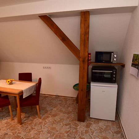 Ferienwohnung Am Hafen Люббенау Экстерьер фото